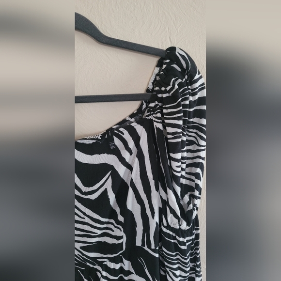 ASOS, Reclaimed Vintage, Zebra Print Puff Sleeve Dress, Black/White,‎ Size 8 - Picture 5 of 8